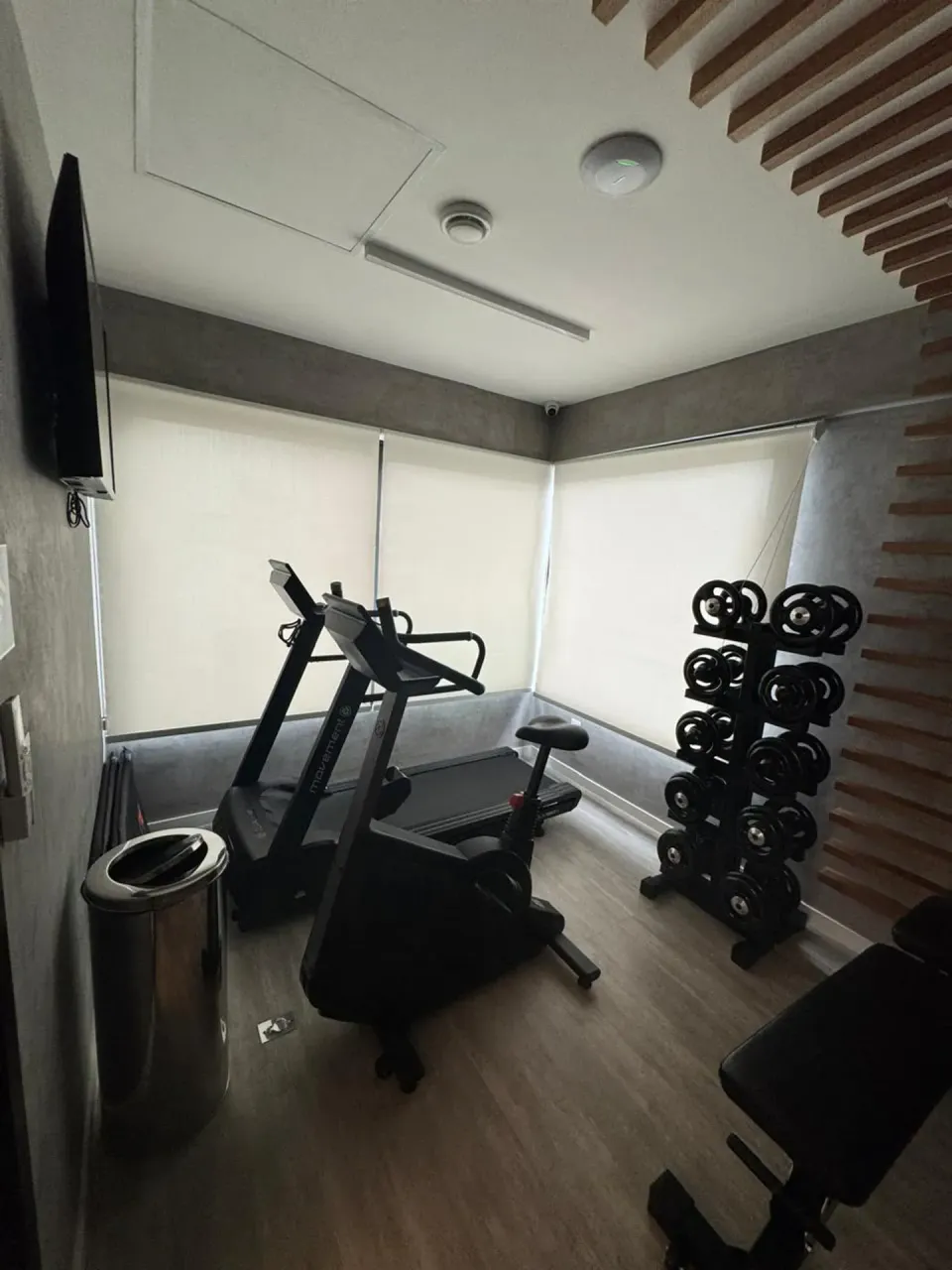 Unfurnished apartment with 3 bedrooms and 4 bathrooms — photo 16