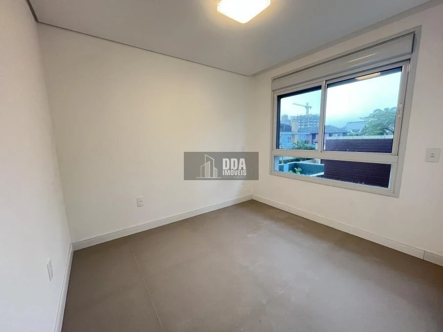 Casa de 4 dormitorios con balcón gourmet — photo 15