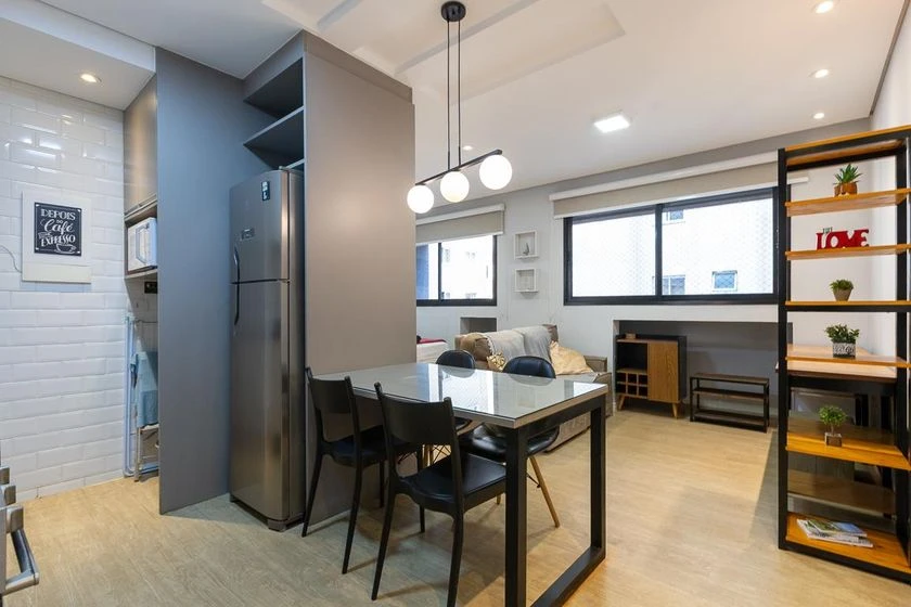 Studio mobiliado com 1 quarto e 1 banheiro
