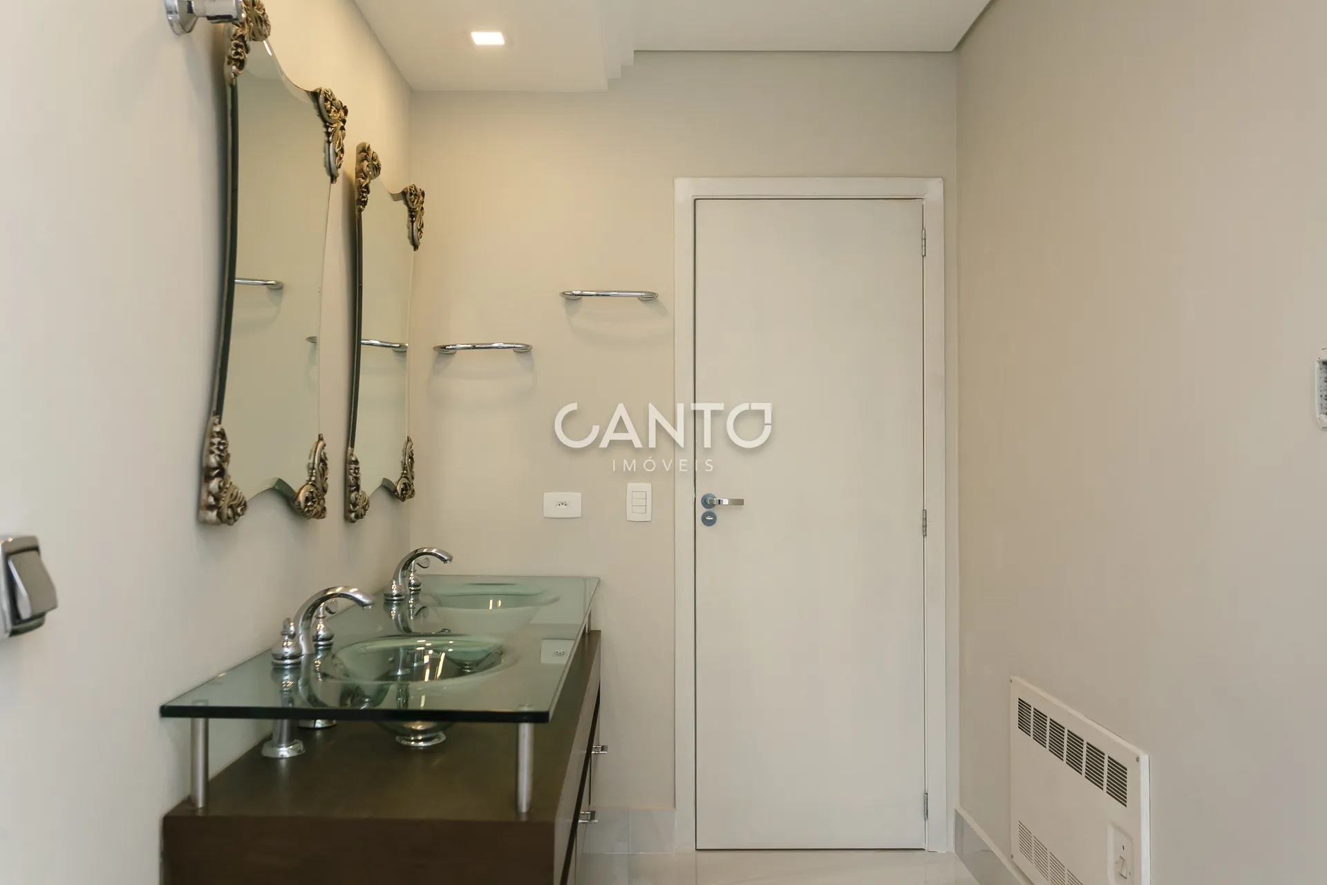 4-bedroom apartment with 3 parking spaces included — photo 31
