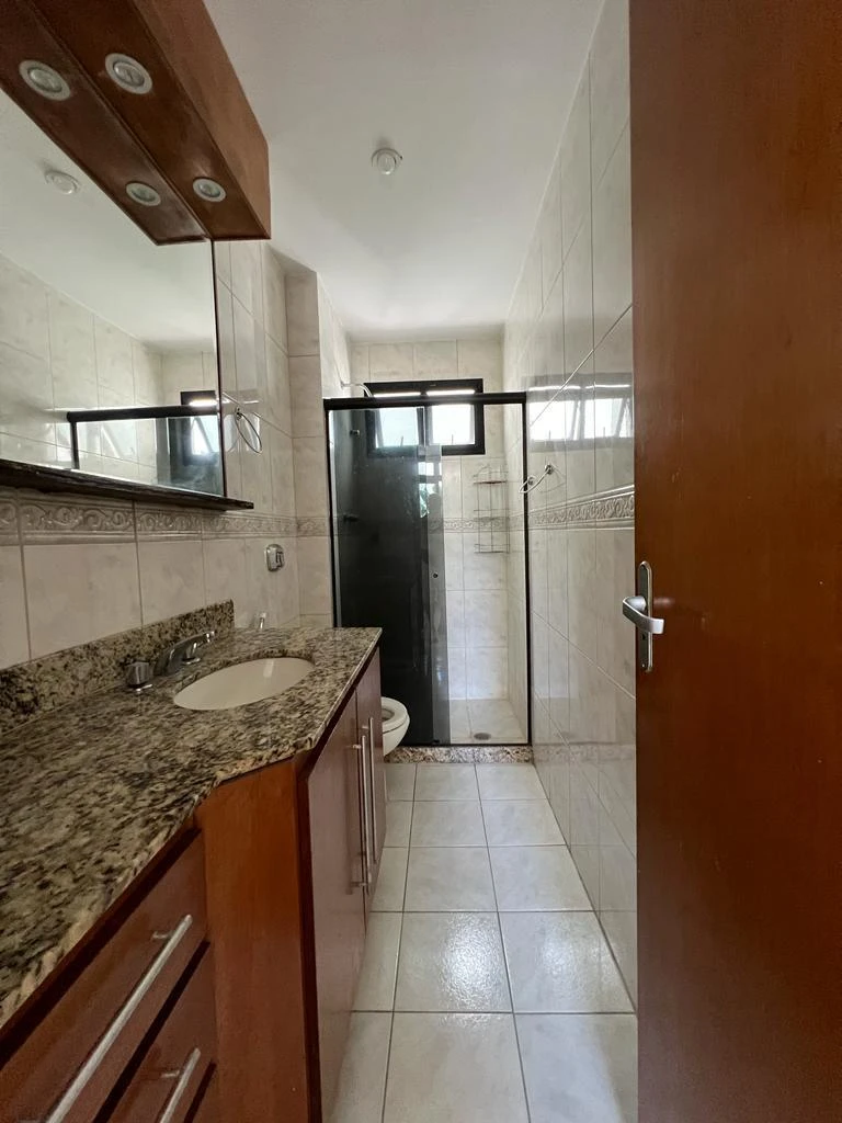 3-bedroom apartment in a building with a sauna — photo 5