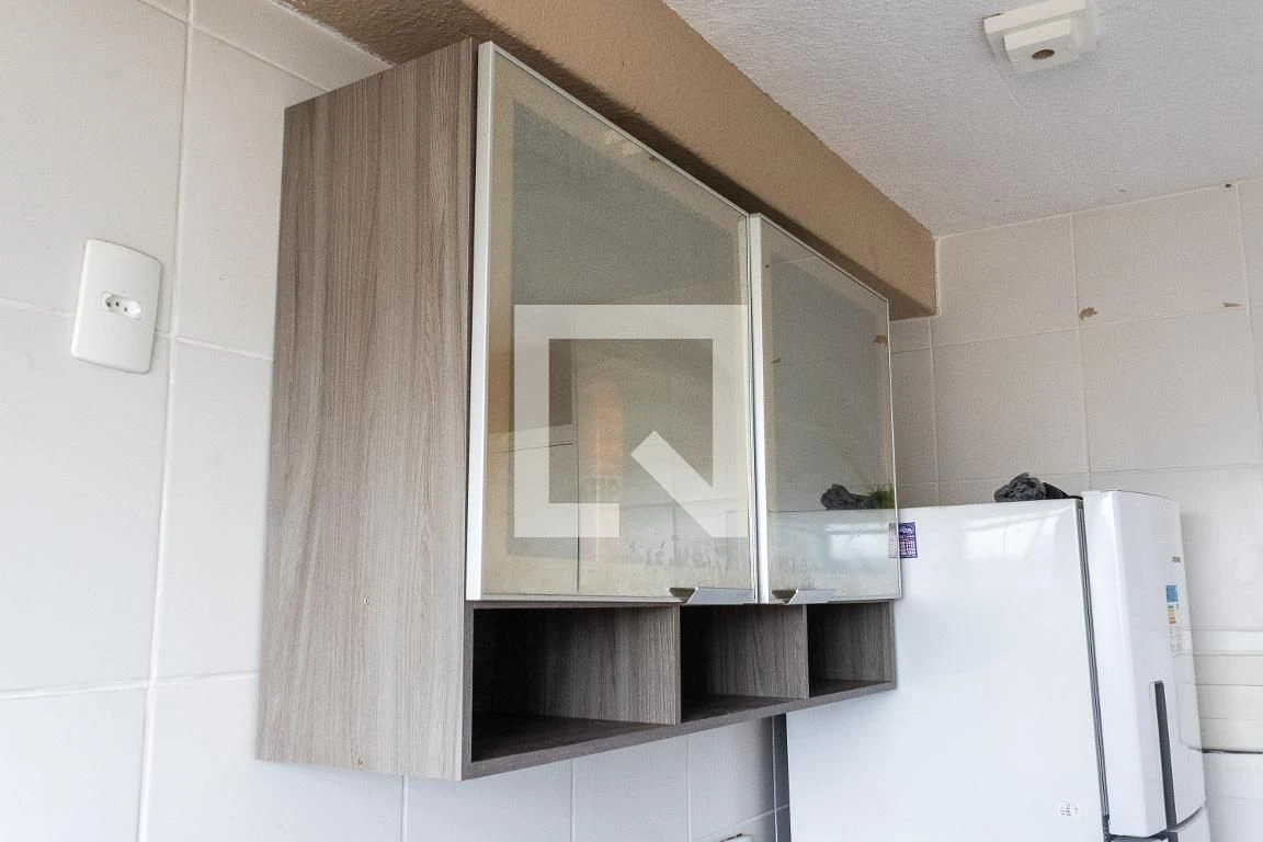 2-bedroom apartment in a building with a gym — photo 16