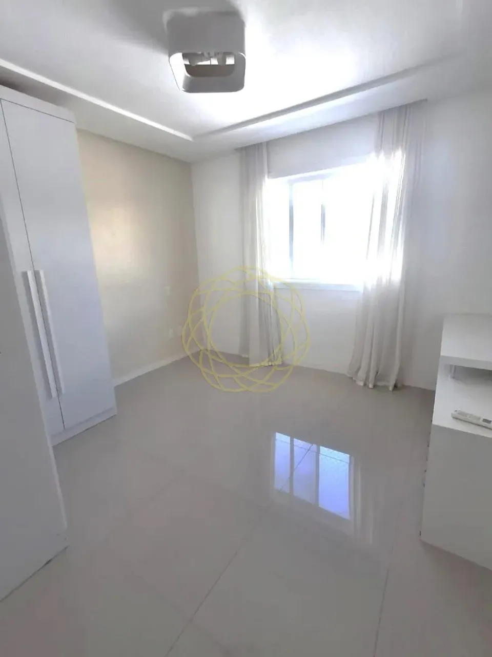 Будинок на 5 спалень і 5 ванних, 350 м² — photo 7