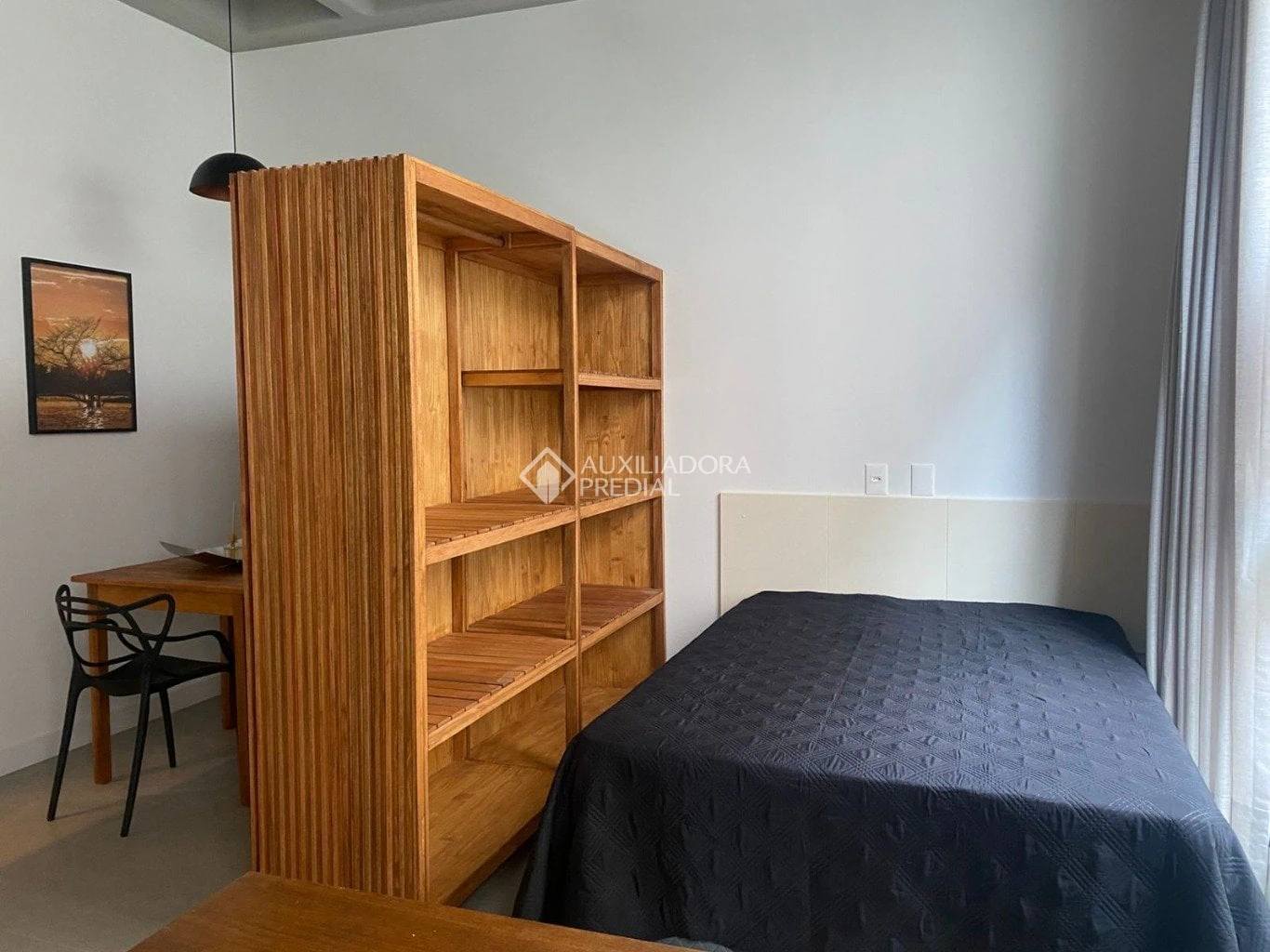 Estudio amueblado con cocina abierta y 61 m² — photo 4