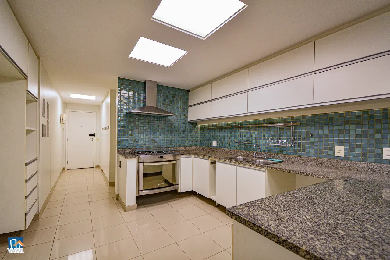 4-suite apartment 260 m² with 2 parking spaces — photo 13