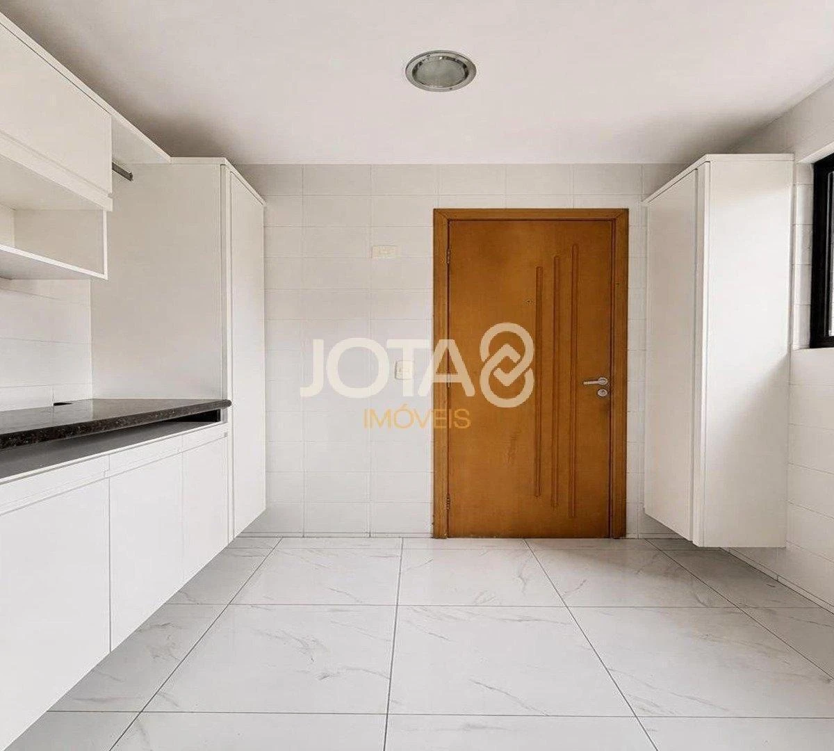 Departamento de 4 dormitorios con bañera — photo 38