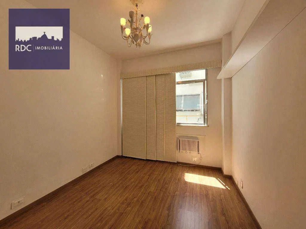Apartamento com 2 dormitórios e 75 m², cozinha separada — photo 15
