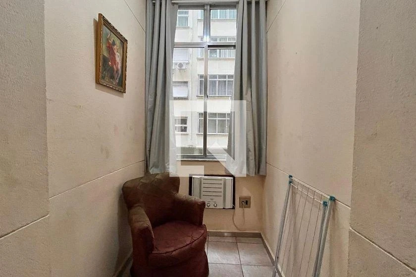 Furnished 2-bedroom apartment with 65 m² — photo 13