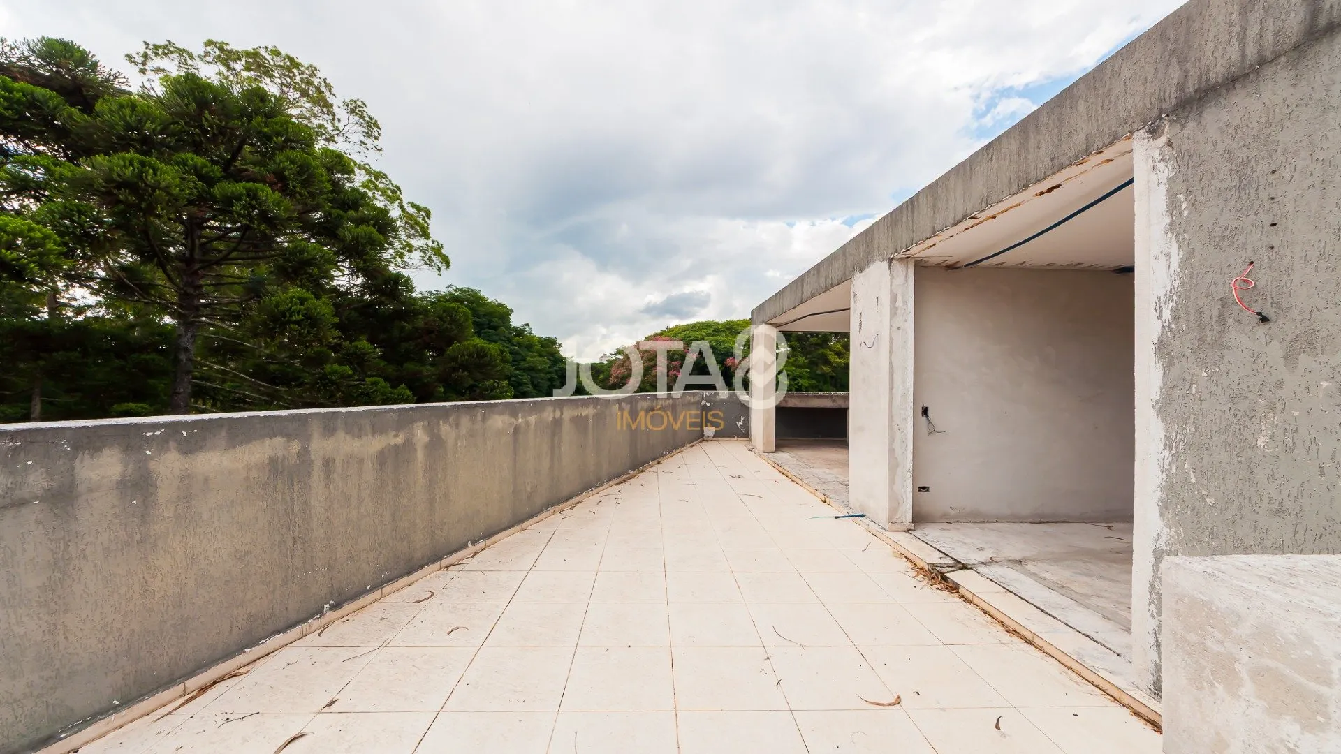 House with 2 bedrooms and a private BBQ area — photo 24