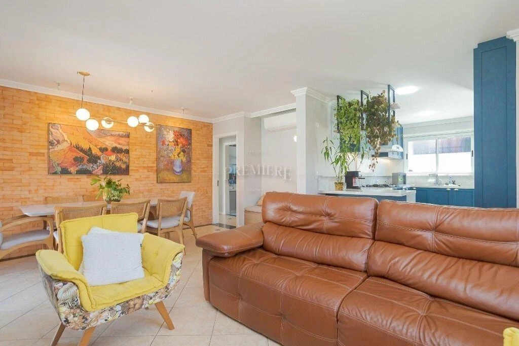 170 m² house with a bathtub and a grill on the balcony — photo 3
