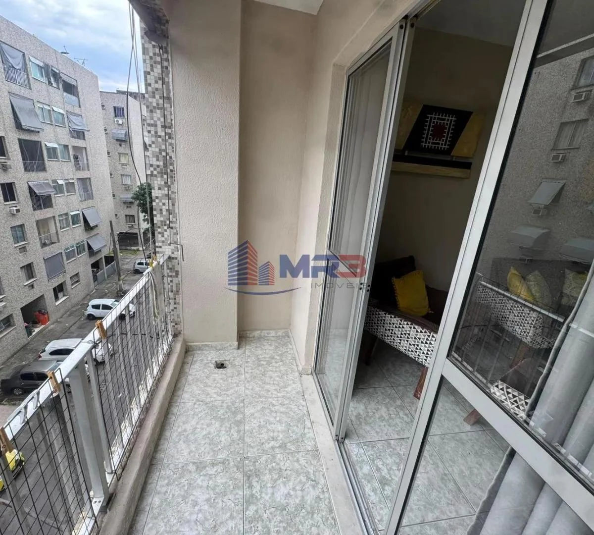 Mountain view in a 2-bedroom apartment, 57 m² — photo 14