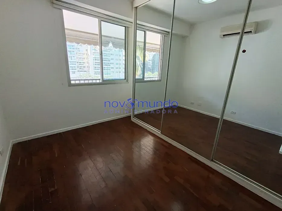 3-bedroom apartment with 4 bathrooms and 2 parking spaces — photo 13