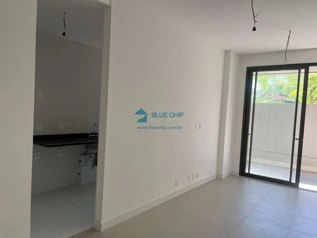 Apartamento sem mobília de 95 m² com varanda — photo 4