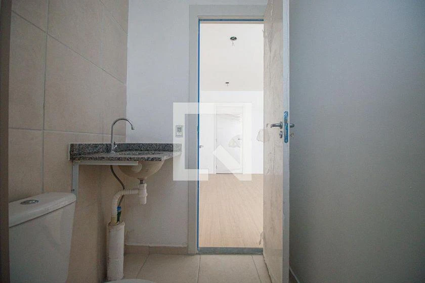 Apartment, 32 m², with wood or laminate floors — photo 15