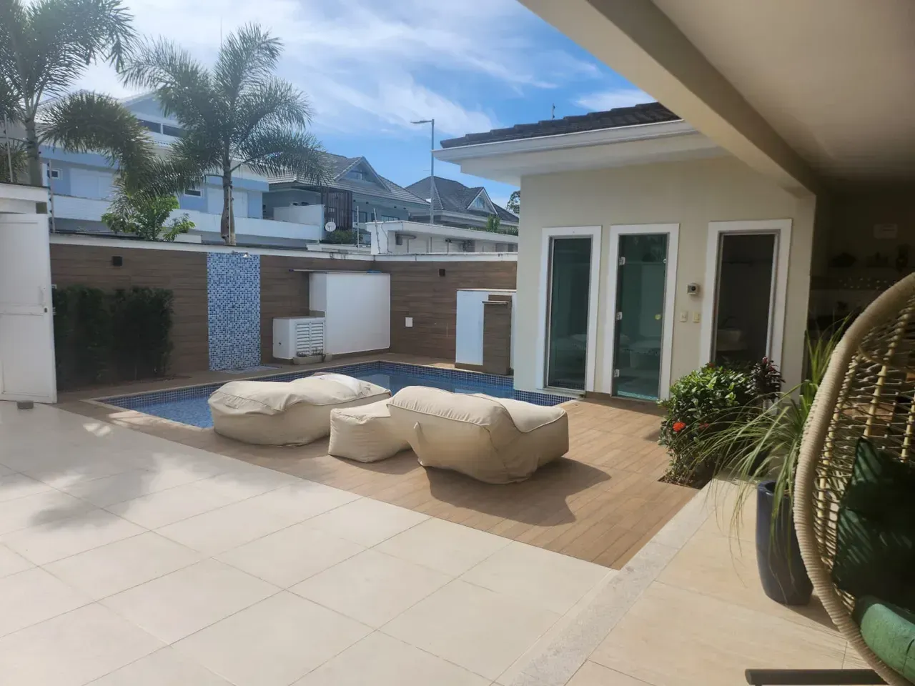 Casa mobiliada com 3 dormitórios e 2 banheiros — photo 10