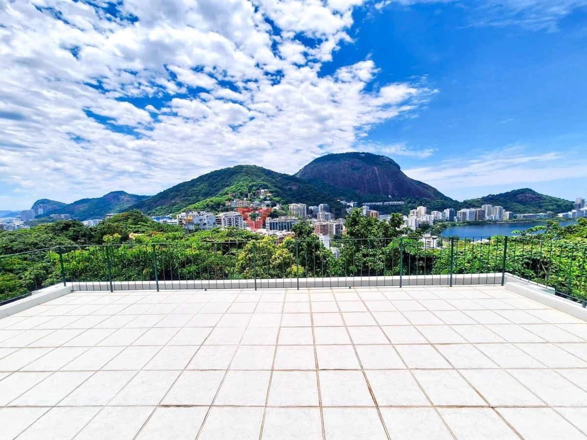 Casa sem mobília de 600 m² com vista e varanda — photo 4