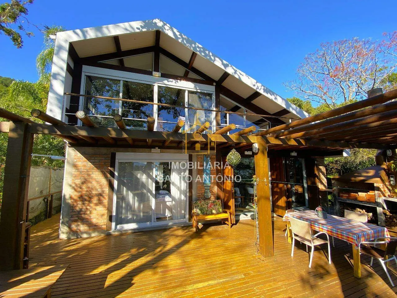 Furnished house with 2 en-suites and private BBQ — photo 31