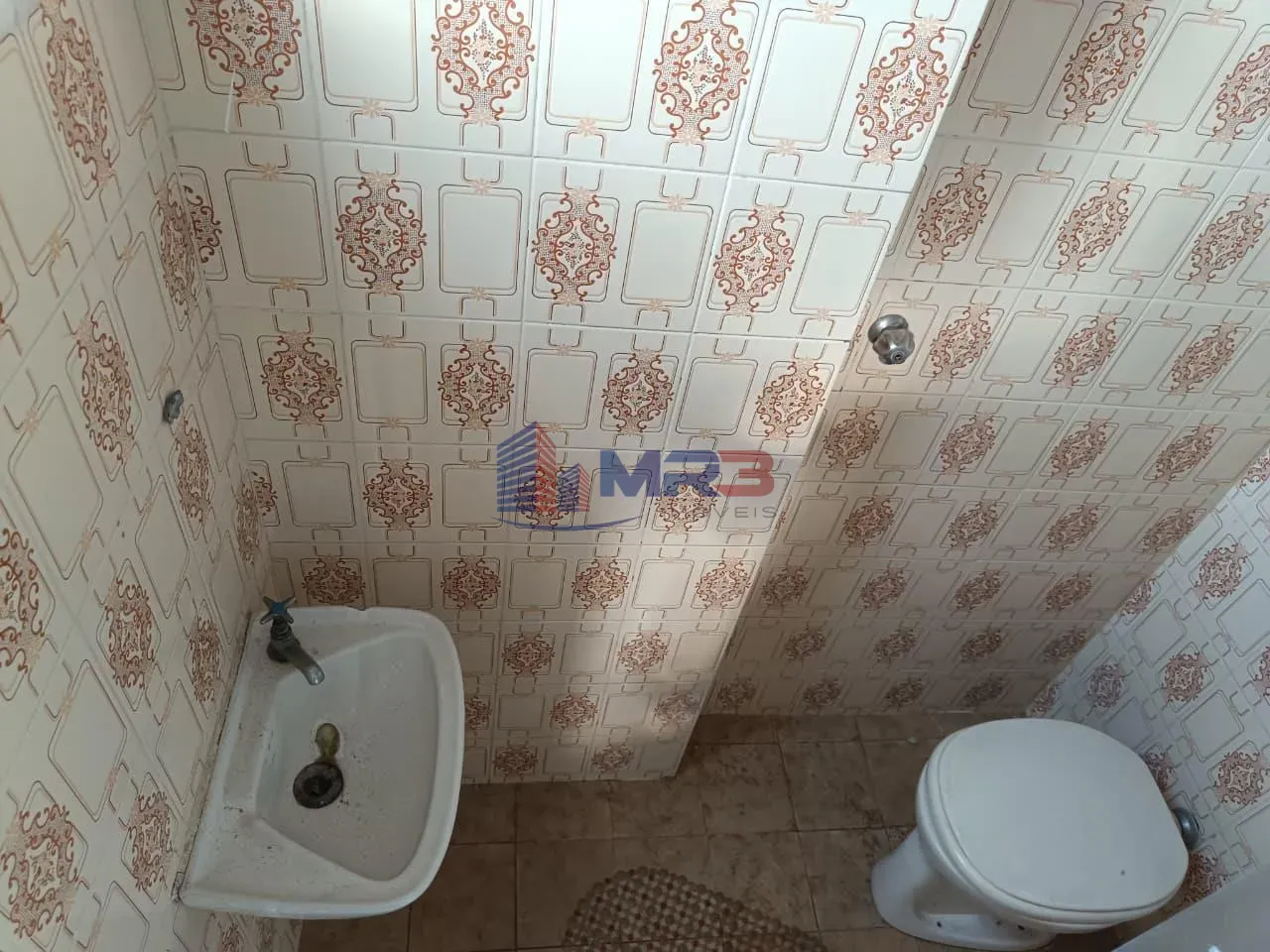 Furnished apartment with 3 bedrooms and a balcony — photo 13
