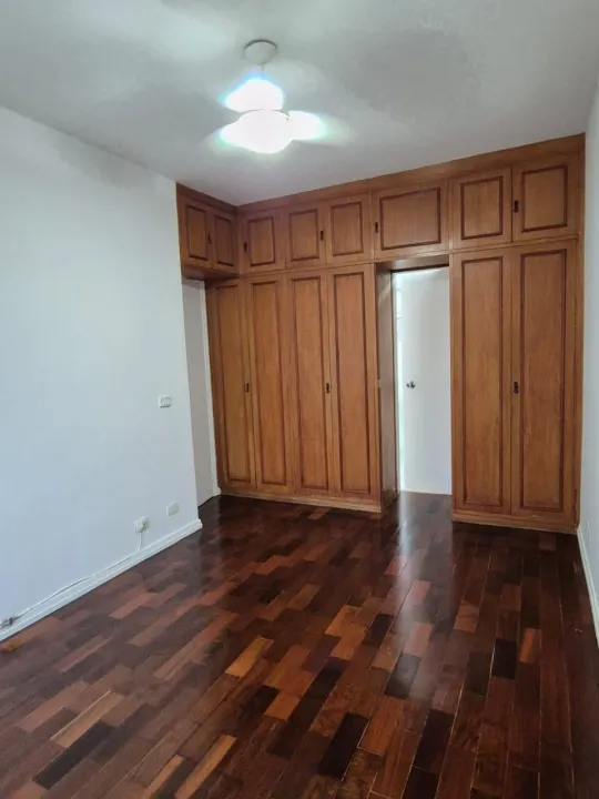 90 m² apartment with 2 bedrooms and a balcony — photo 6