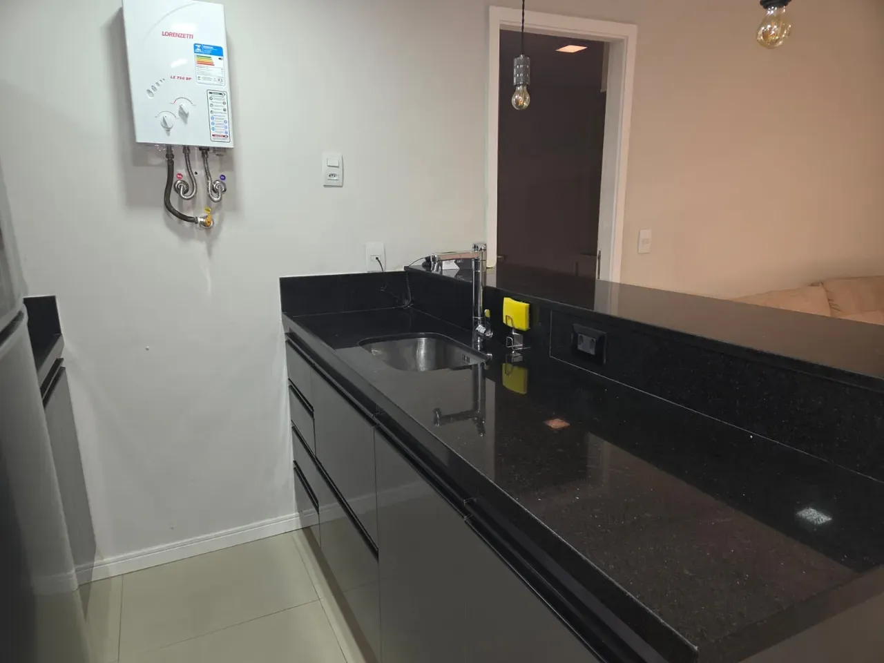 Apartamento mobiliado com cozinha americana e suíte — photo 10