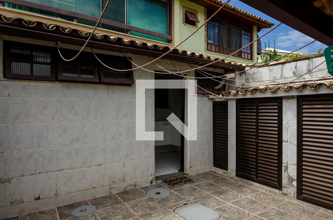 House for rent with 4 bedrooms, 4 baths and 3 parking spots — photo 57