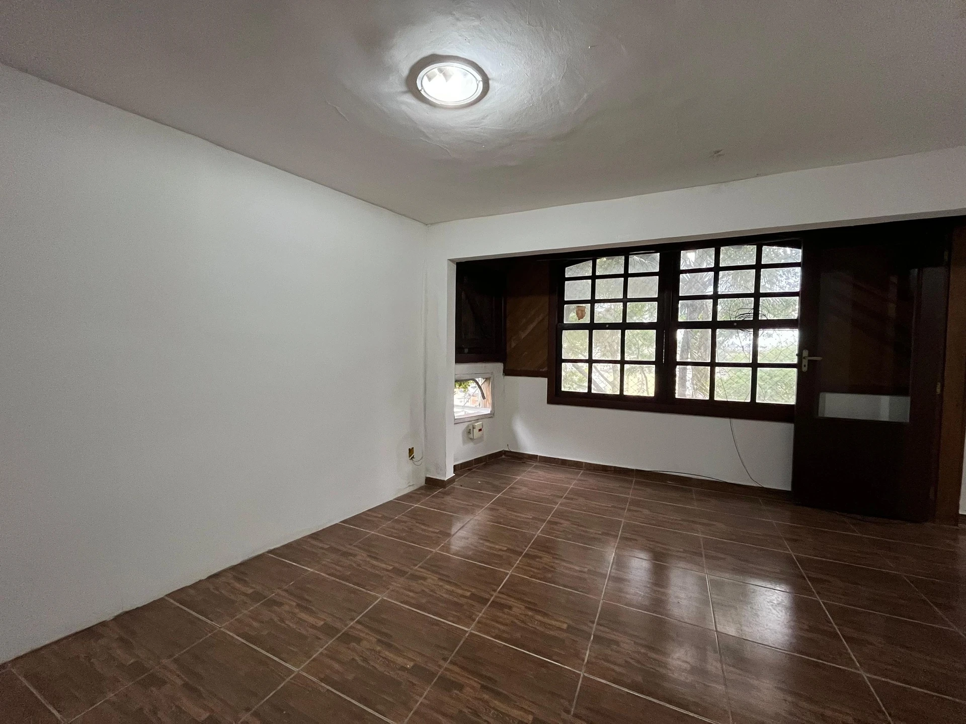 Casa em condomínio desocupada com 2 quartos e 1 banheiro — photo 11