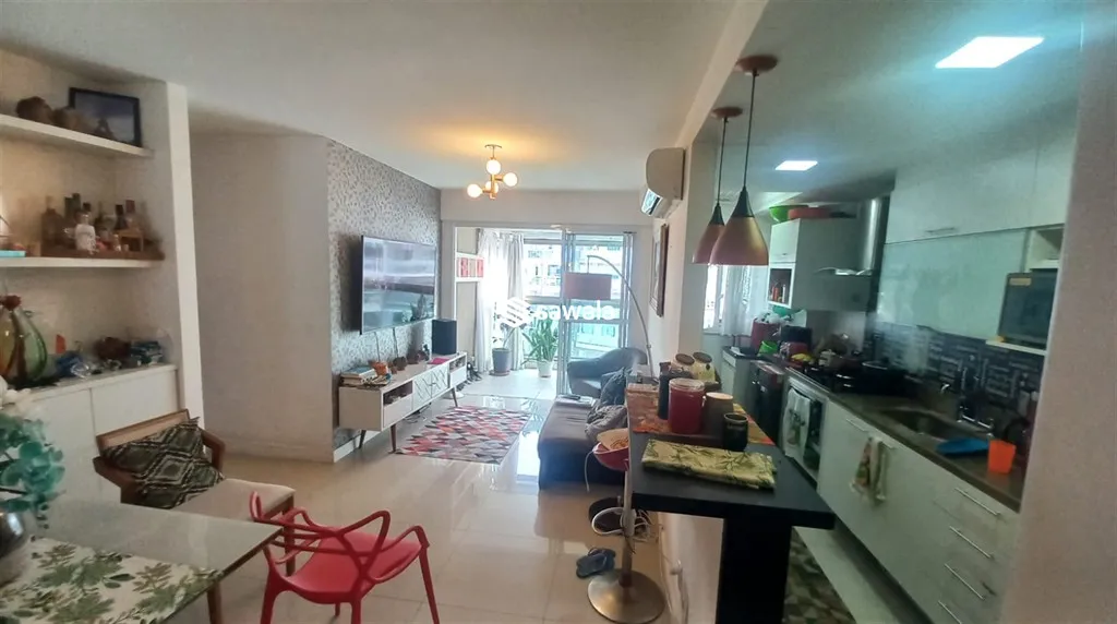 2-bedroom apartment in a building with a pool — photo 7