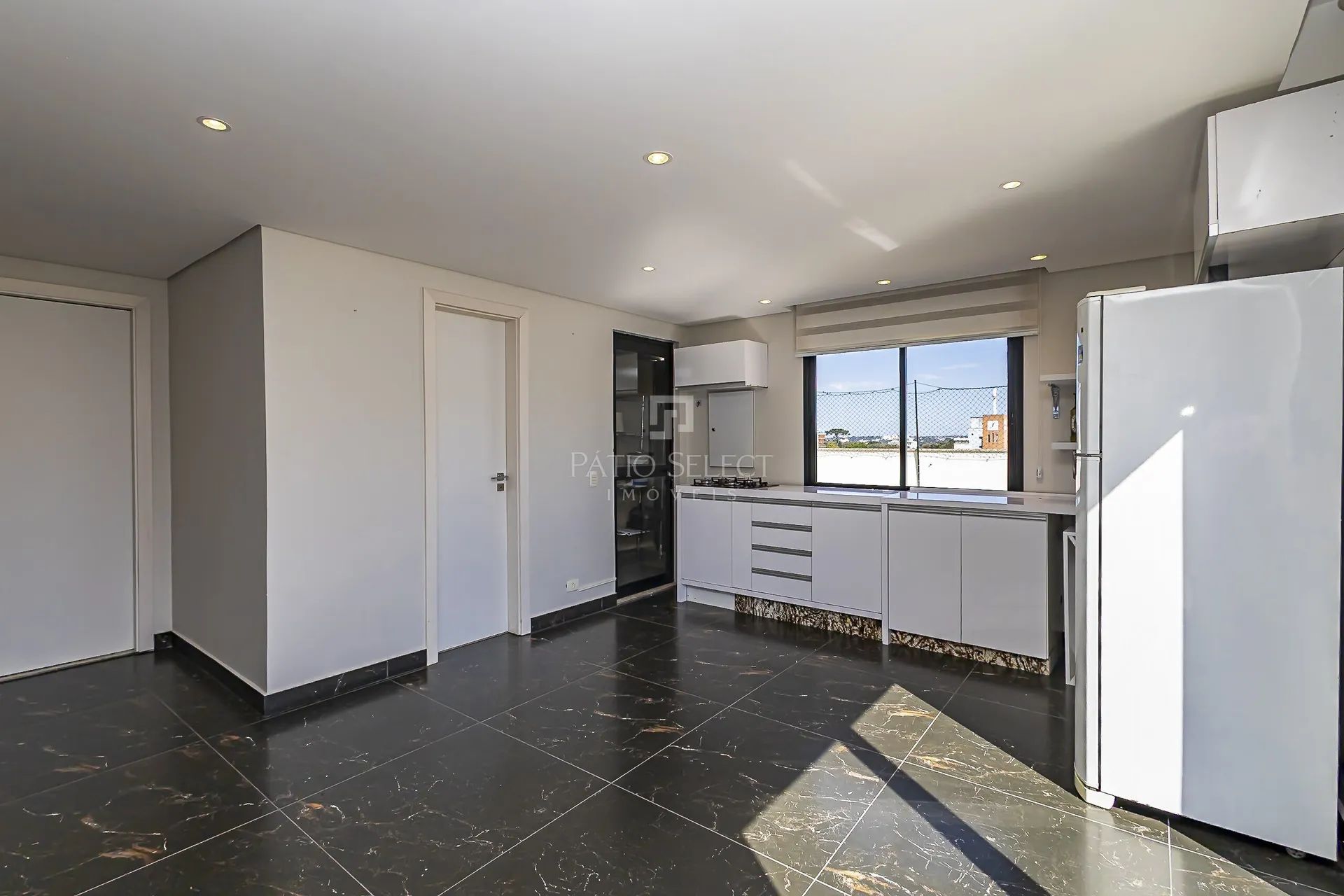 Ванна и 2 спальни: квартира 412 м² — photo 43