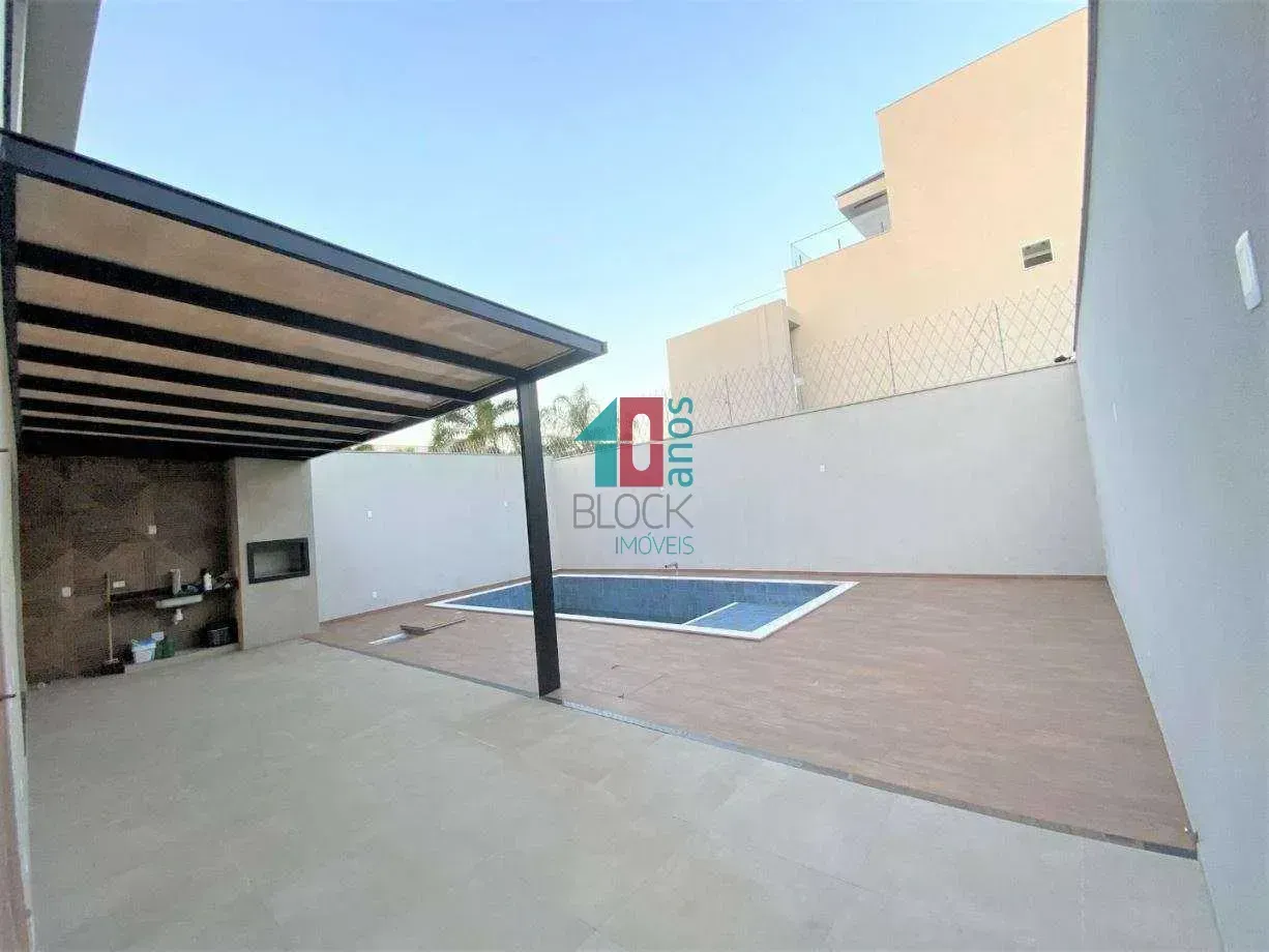 House with 3 bedrooms and 5 bathrooms, 2 parking spots — photo 27