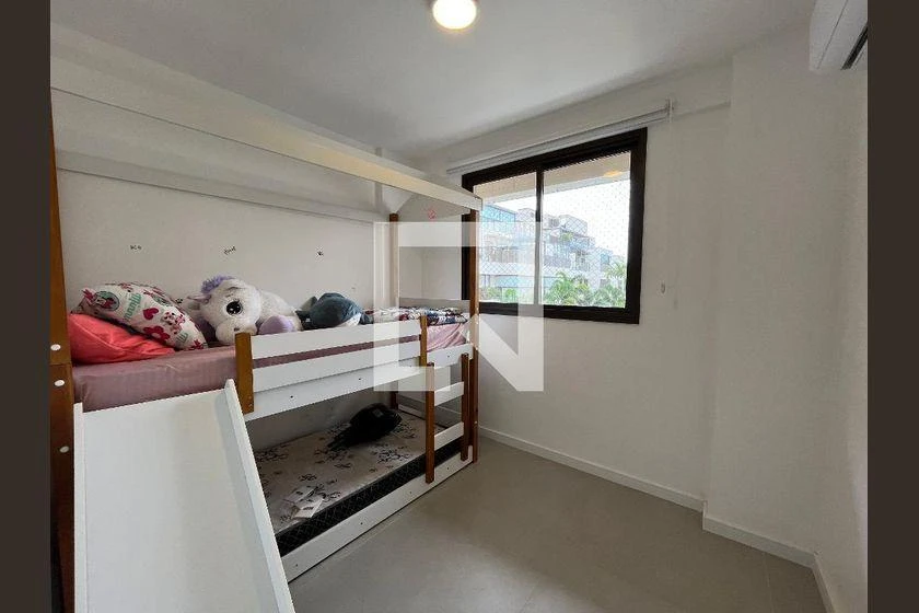Balcony with a grill in a 3-bedroom apartment, 89 m² — photo 23