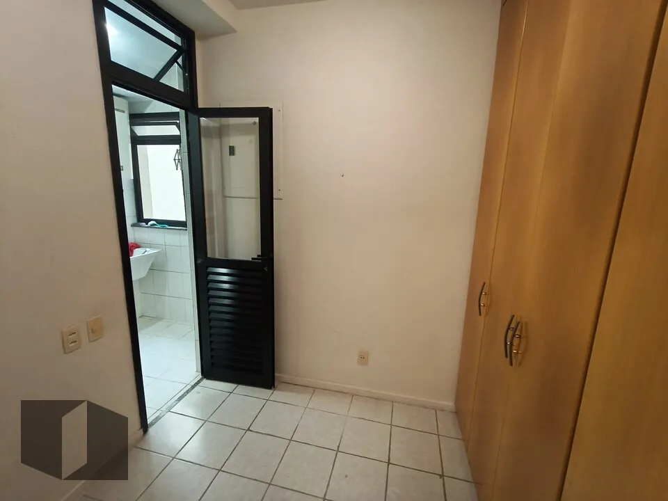 3-bedroom apartment in a building with a sauna — photo 14