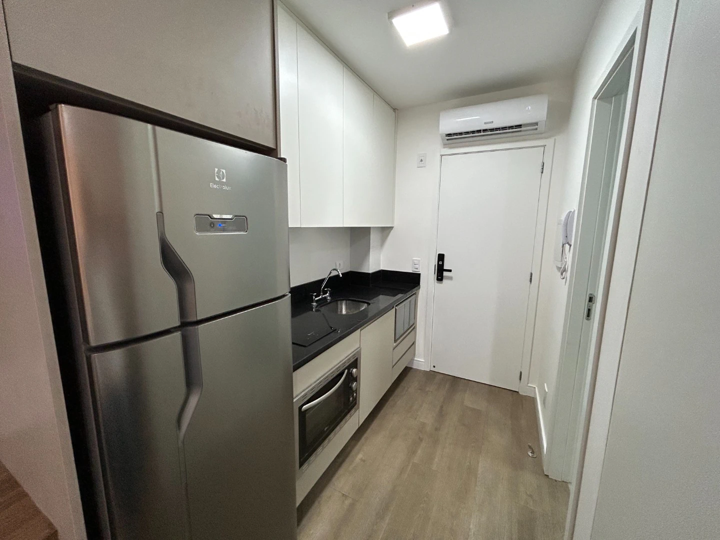 Furnished studio, 20 m², with a dryer — photo 2