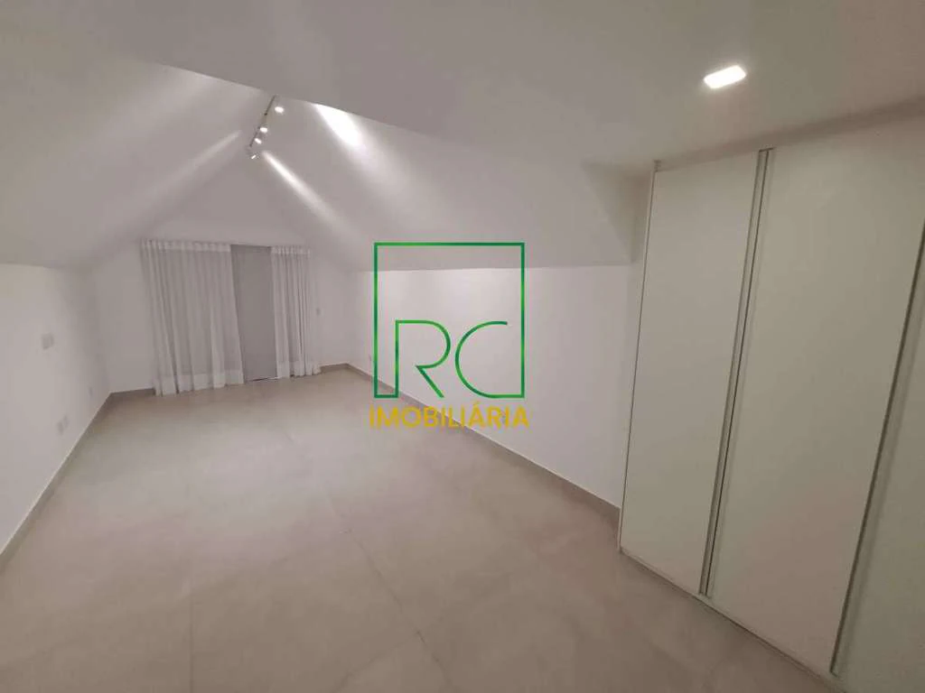 Condo house with 4 en-suite bedrooms and private garden — photo 15