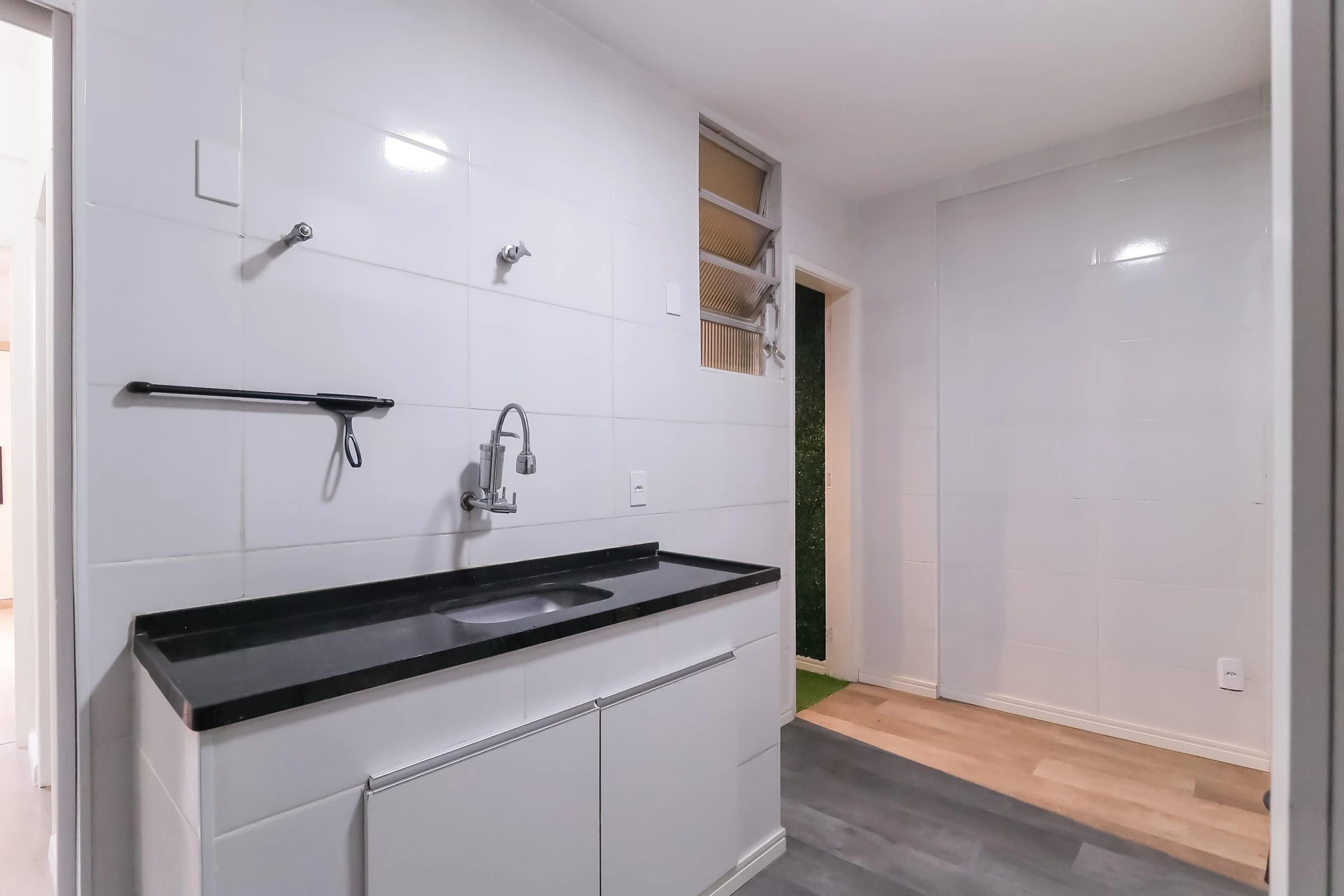 Apartamento sin amueblar de 1 dormitorio y 1 baño — photo 9