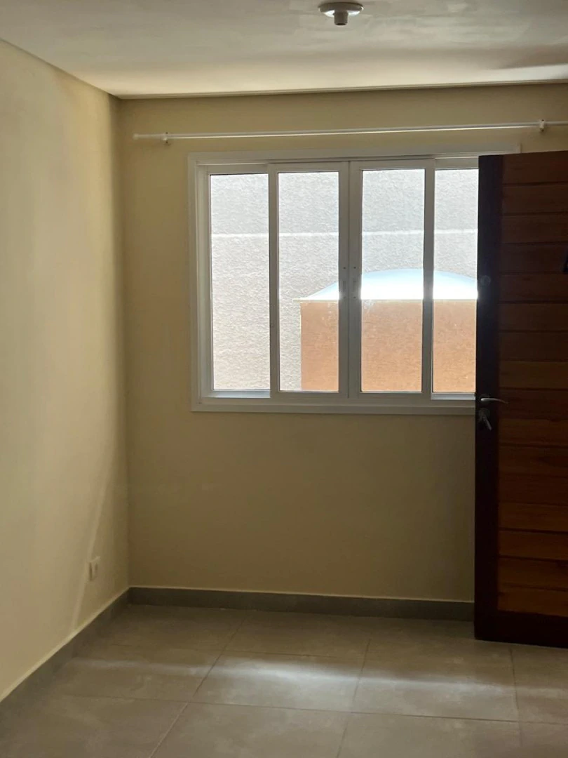 One-bedroom, 50 m² apartment in Curitiba — photo 3