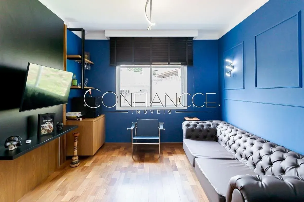 House with 4 en-suite bedrooms and 6 parking spaces — photo 23