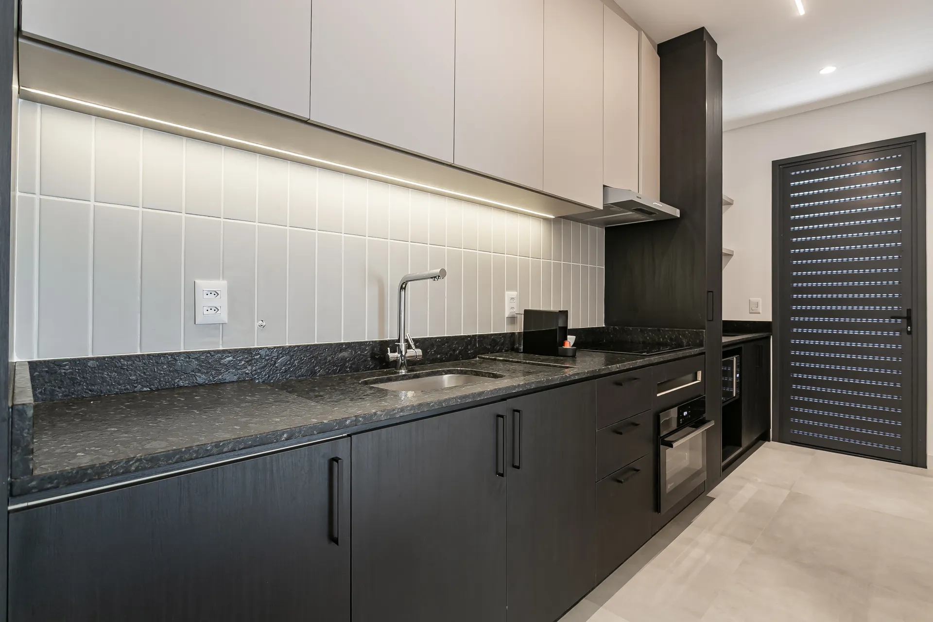 Мебльований пентхаус 138 м² з 1 спальнею та 1 місцем — photo 23