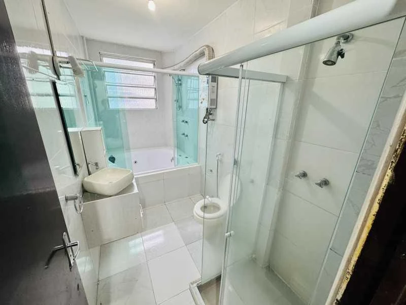 2-bedroom apartment with a bathtub in Rio de Janeiro — photo 7
