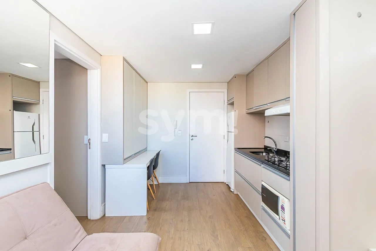 Furnished 1-bedroom apartment with open kitchen — photo 2