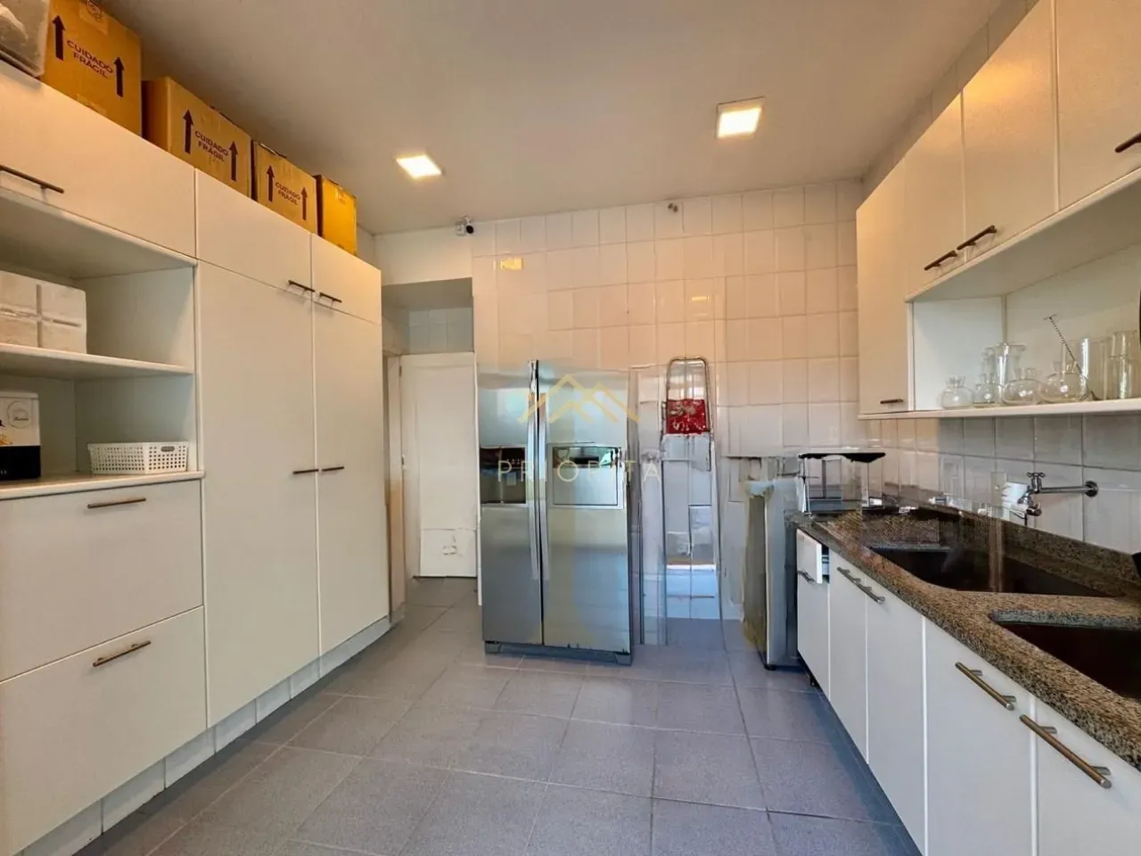 Duplex penthouse with 4 bedrooms and 5 bathrooms — photo 43