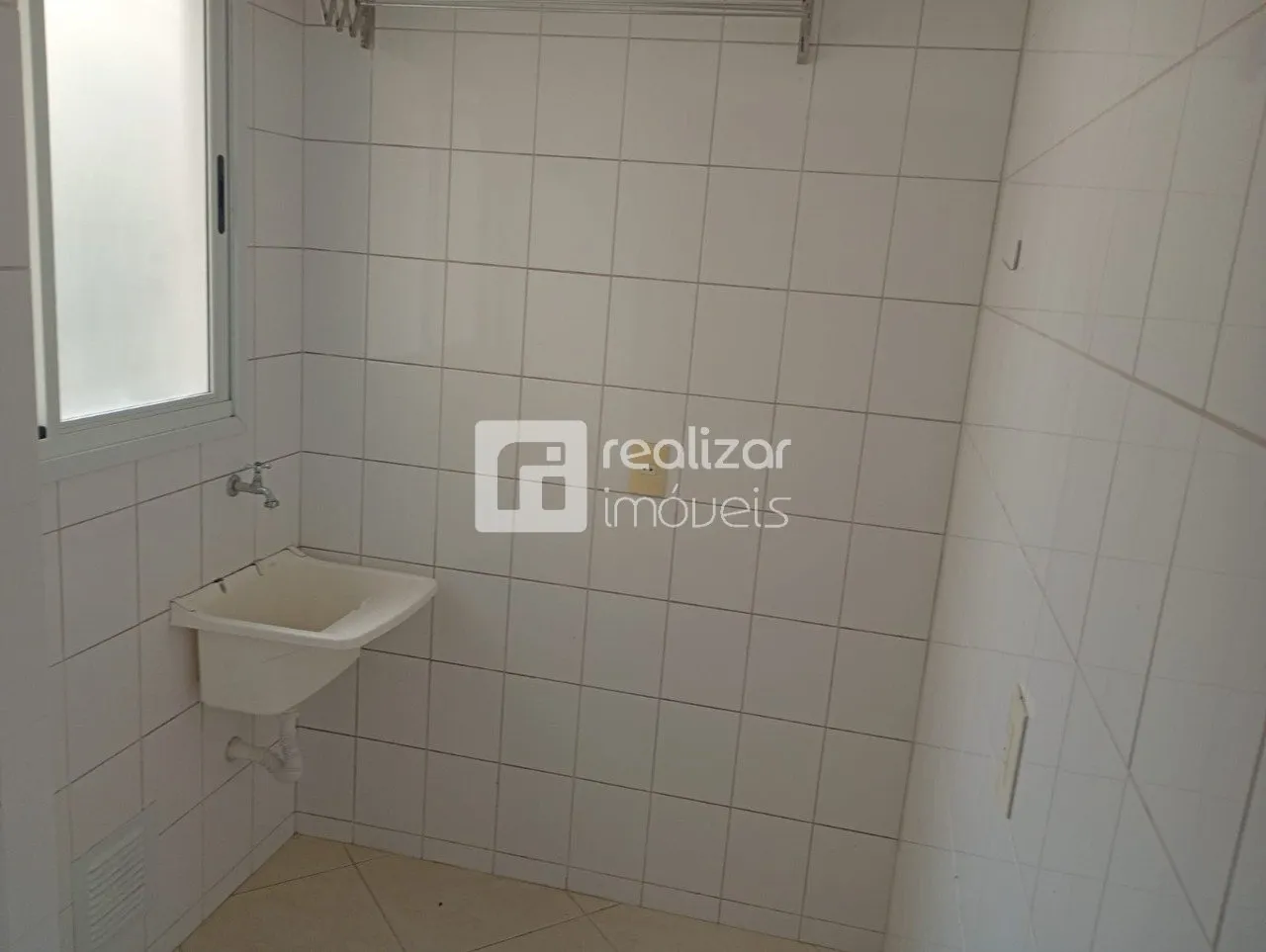 Apartamento de 2 dormitorios con balcón y 1 plaza — photo 14