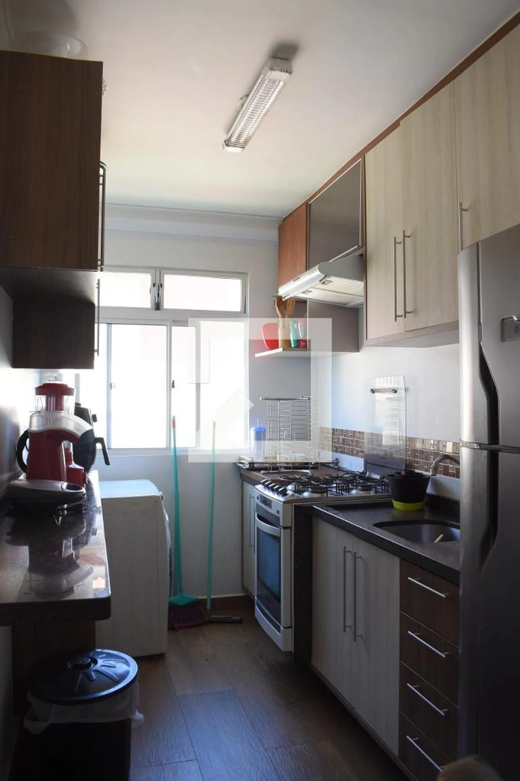 2-bedroom apartment with a washing machine in Curitiba — photo 13