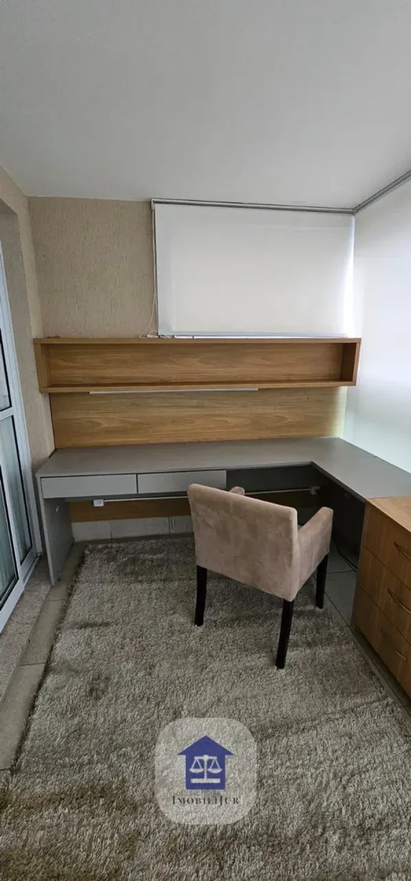 Unfurnished 4-bedroom cover with a gas stove kitchen — photo 6