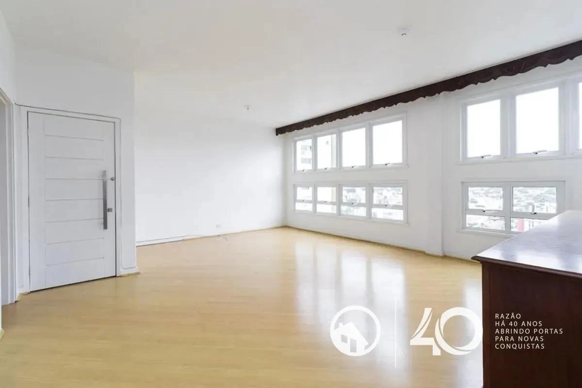 Ванна та 4 спальні: квартира 165 м² — photo 9