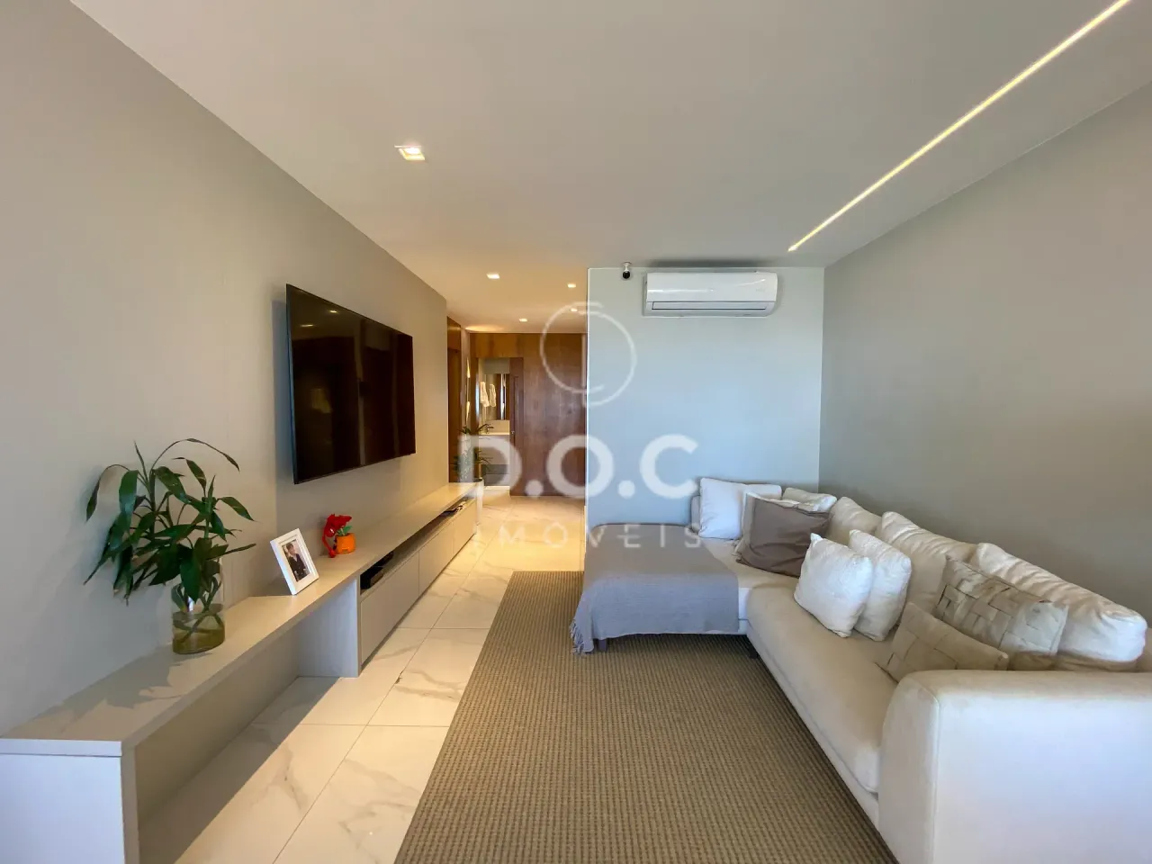 143 m² apartment with open-plan gas kitchen and 3 suites — photo 18