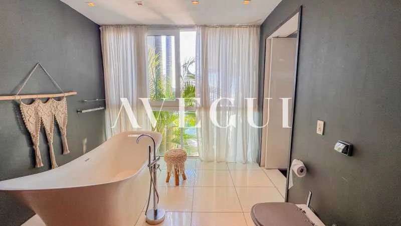 Casa amueblada con 5 dormitorios y 5 baños — photo 28