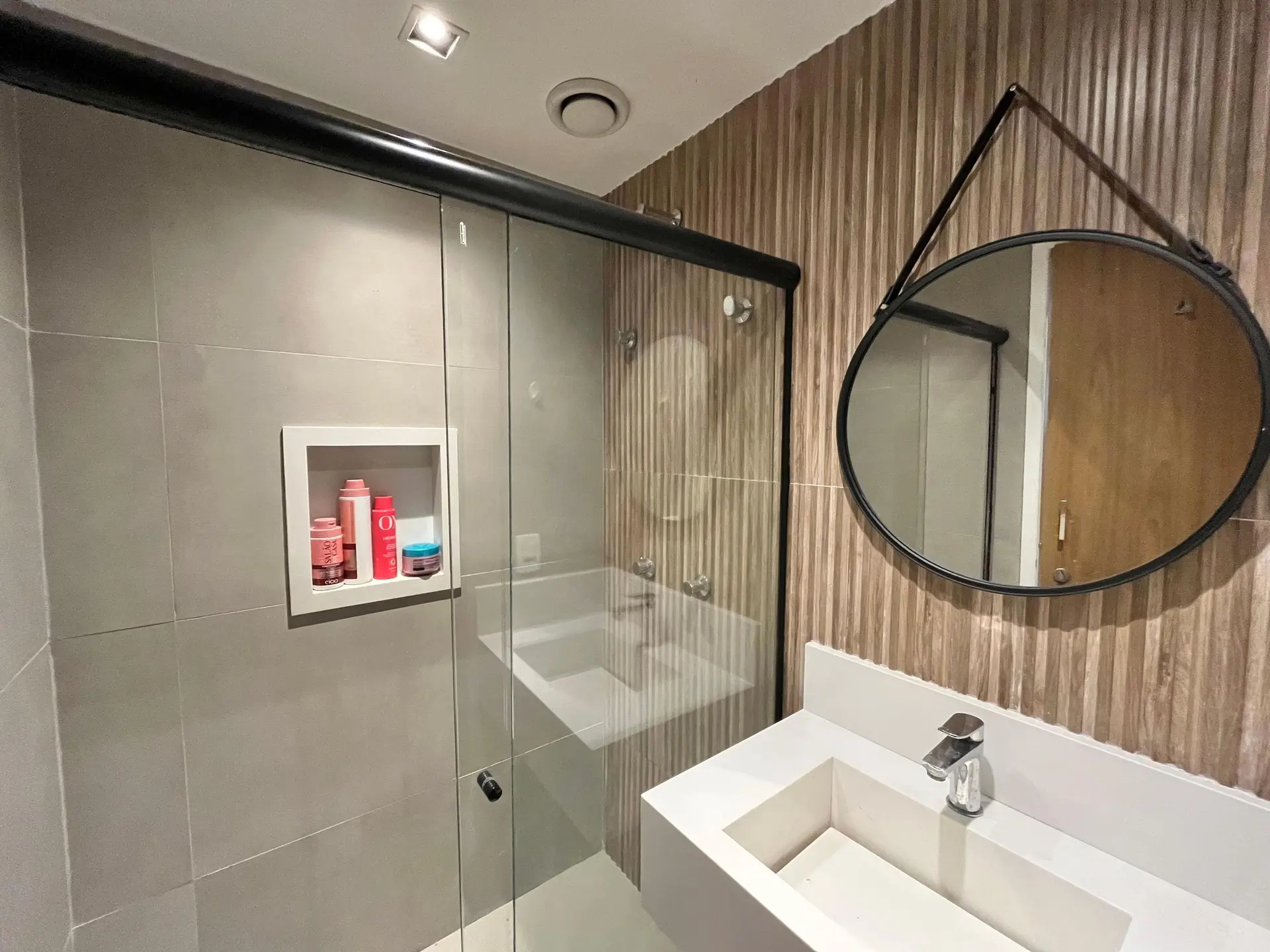 Furnished apartment, 72 m², with a washing machine — photo 23