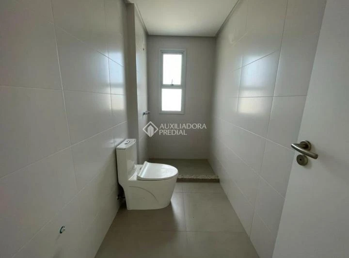 Apartamento de 3 dormitorios con terraza amplia — photo 5