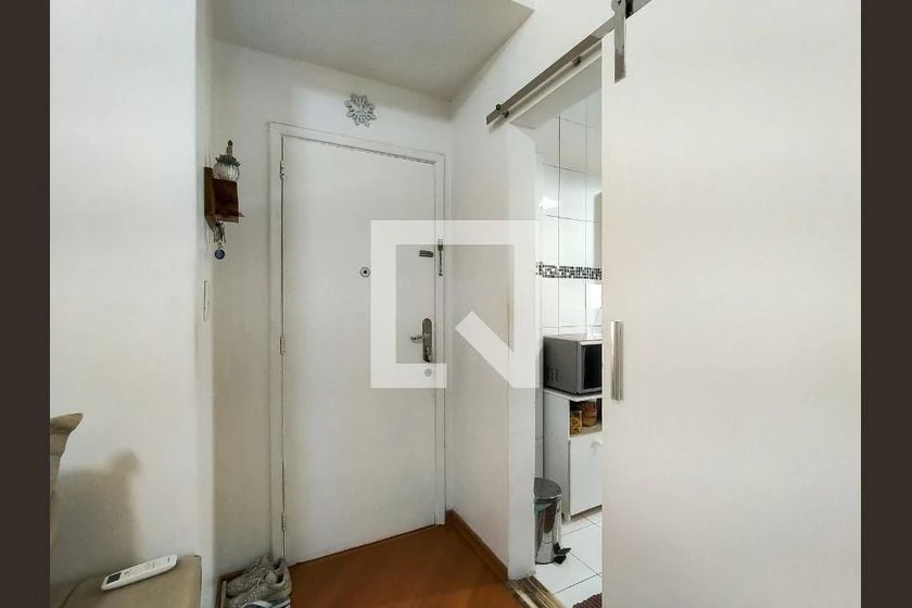 Apartamento mobiliado de 2 quartos com espaço de home office — photo 24