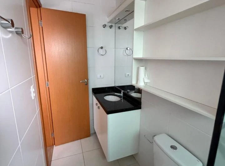 33 m² apartment with 1 parking space and open-plan kitchen — photo 5
